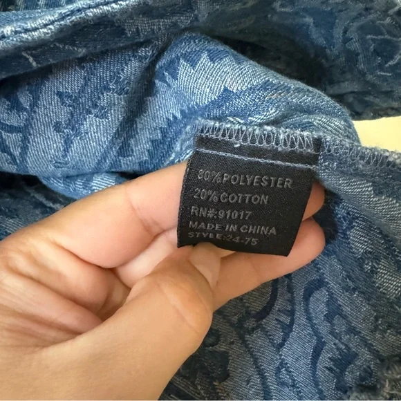 NWT Solitaire Paisley Denim Jacket Size M - Picture 4 of 4